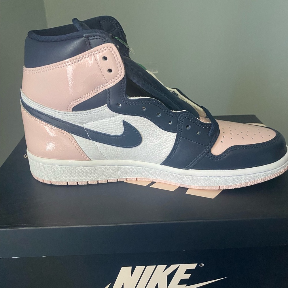 NWT Nike Women's Jordan 1 Retro High OG - Atmosphere, 7.5 - Picture 7 of 16